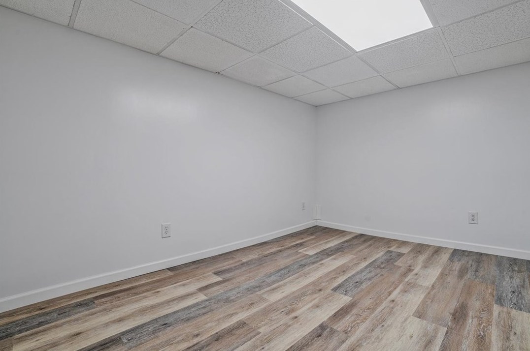 261 Robinson St, Pittsburgh PA 15213-2312 exterior