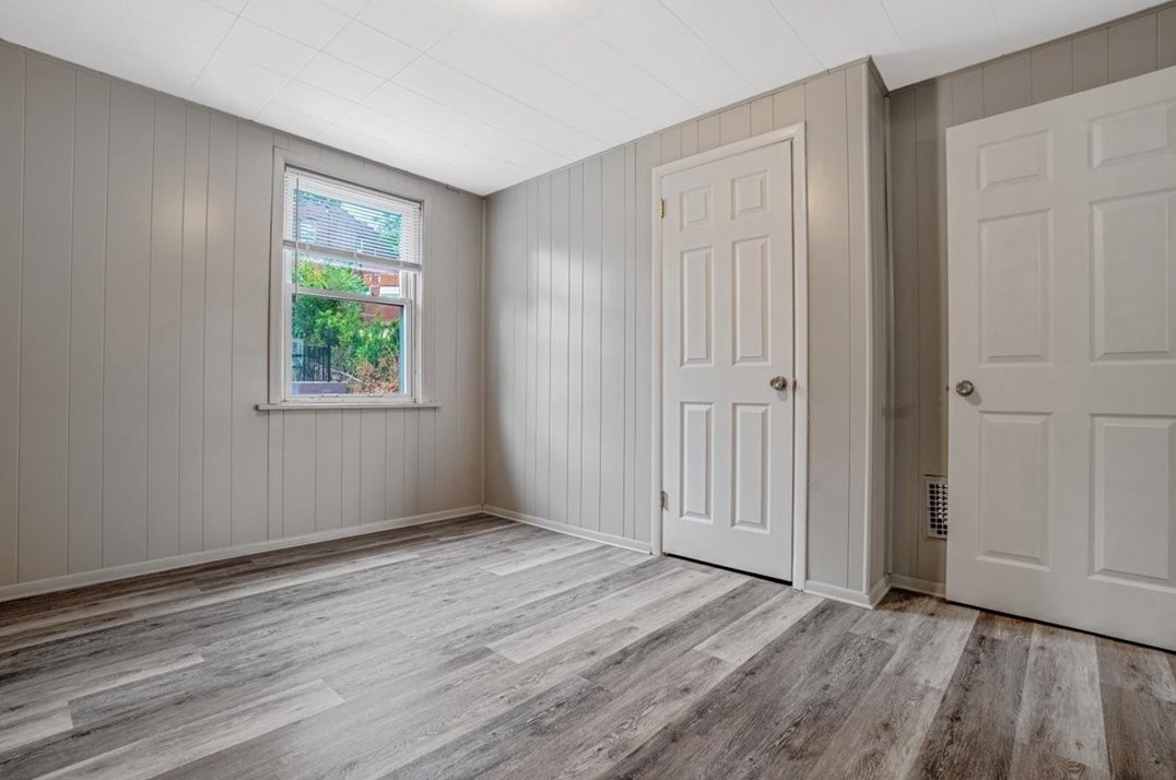 261 Robinson St, Pittsburgh PA 15213-2312 exterior