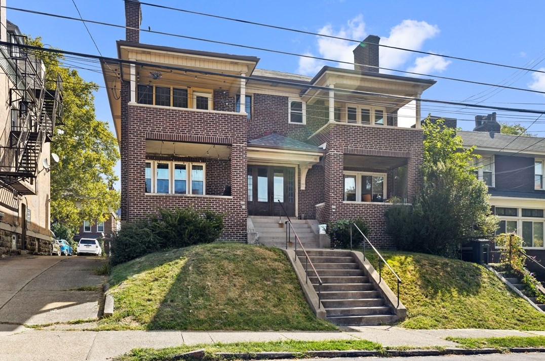 369-375 Gross St, Pittsburgh, PA 15224-2235