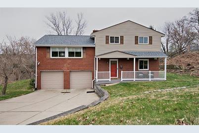 530 Fort Couch Rd Pittsburgh Pa 15241 Mls 1388538 Coldwell