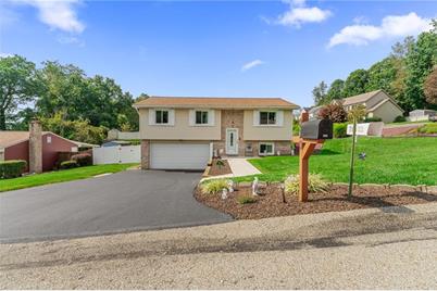 220 Longview Dr - Photo 1
