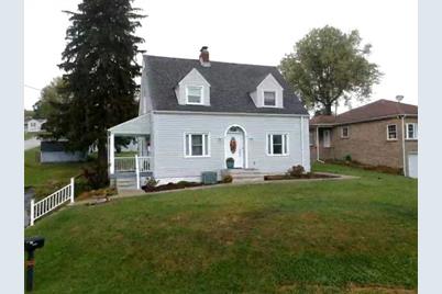 1891 W Chestnut St - Photo 1