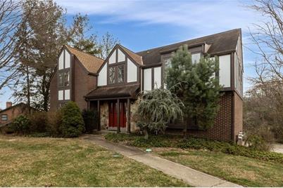 104 Bunker Hill Dr, Peters Township, PA 15317 - Photo 1