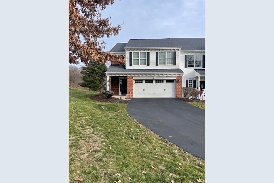 3018 Edinburg Ct, Collier Township, PA 15106 MLS 1641602 Coldwell