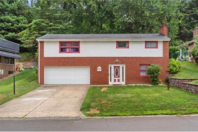 4645 Bowes Ave, West Mifflin, PA 15122 - Photo 1