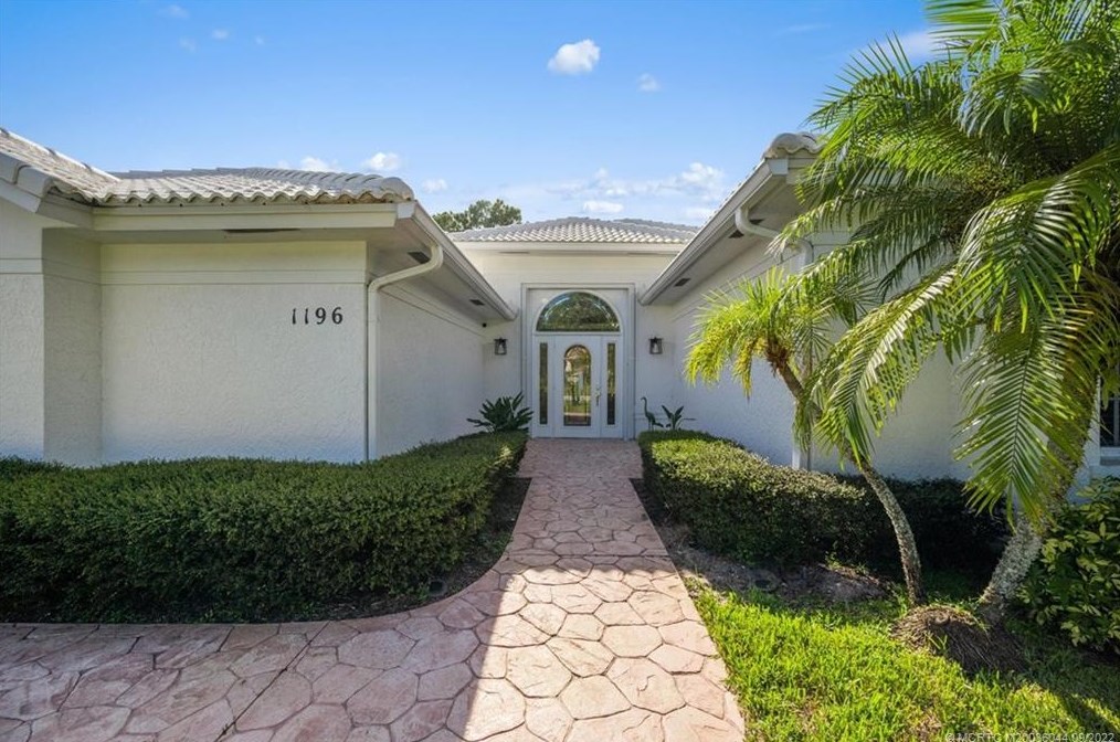 1196 Sw Live Oak Cove, Port Saint Lucie, FL 34986