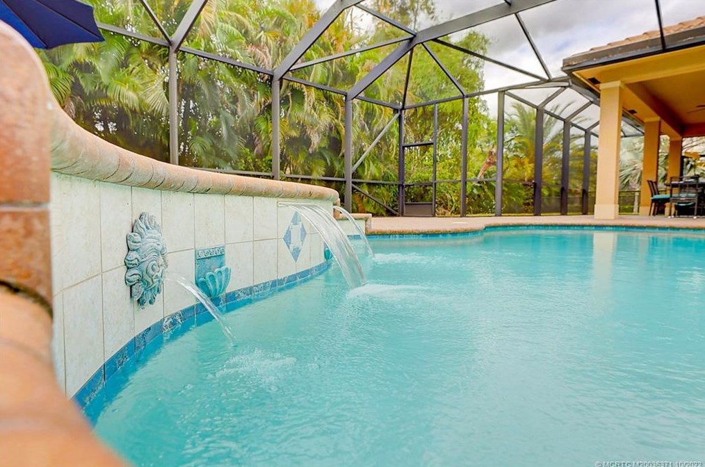 7426 Laque Cir, Stuart, FL 34997-2831