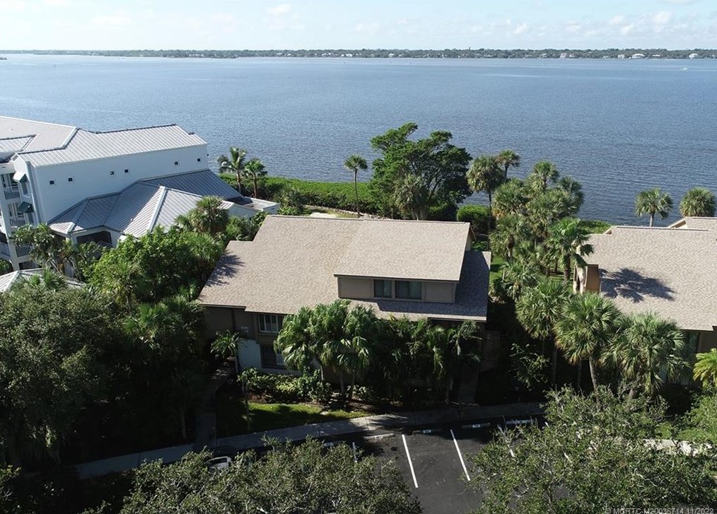 222 Edgewater Dr, Stuart FL  34996-4406 exterior