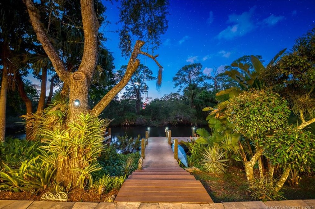 265 Cardinal Trl, Stuart, FL 34997-7303