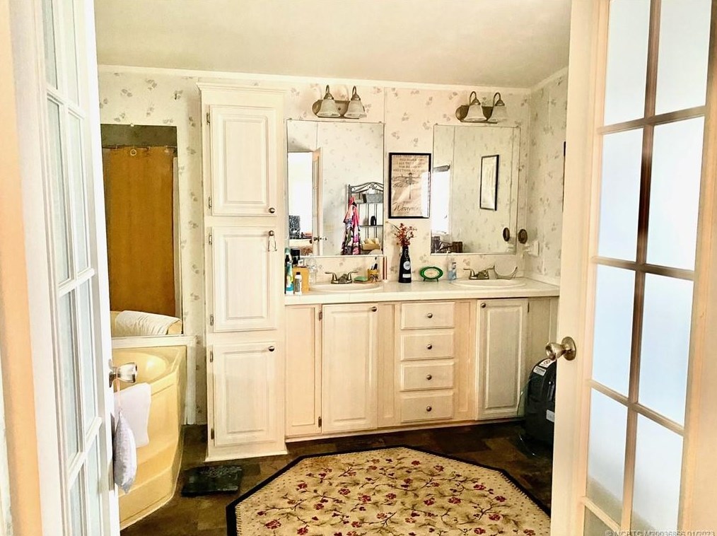 4425 Heartwood Trl, Stuart FL  34997-2270 exterior