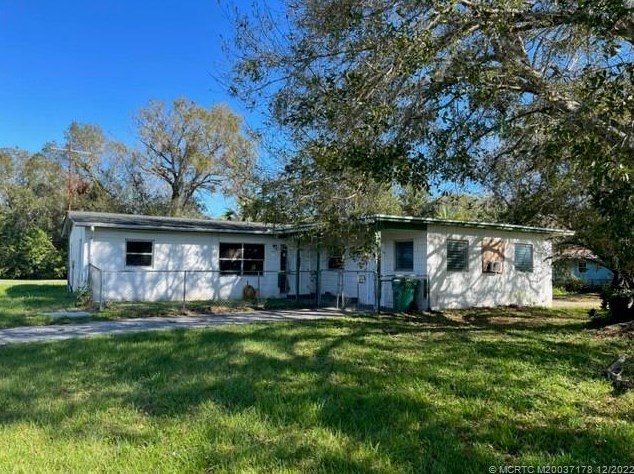 102 N 41st St, Fort Pierce, FL 34947