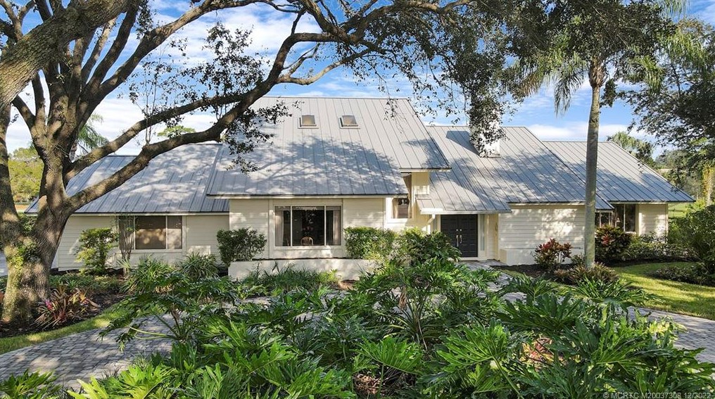 6232 Canterbury Ln, Stuart, FL 34997-8672