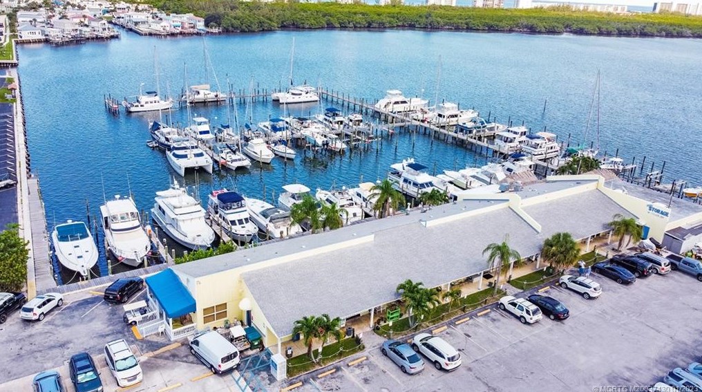 2119 Nettles Blvd, Jensen Beach FL  34957-3224 exterior