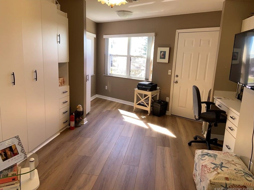 640 Nettles Blvd, Jensen Beach FL  34957-3346 exterior