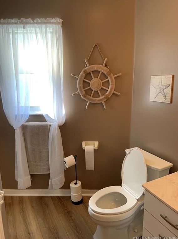 640 Nettles Blvd, Jensen Beach FL  34957-3346 exterior