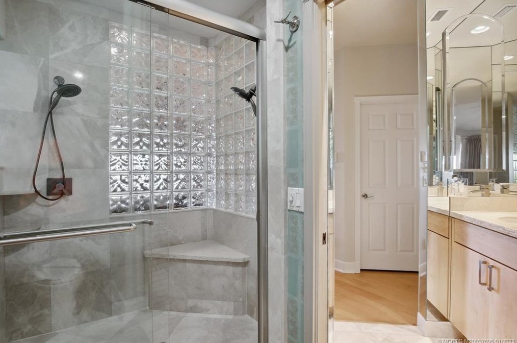 4650 Spinnaker Point Pl, Stuart FL  34996-1425 exterior