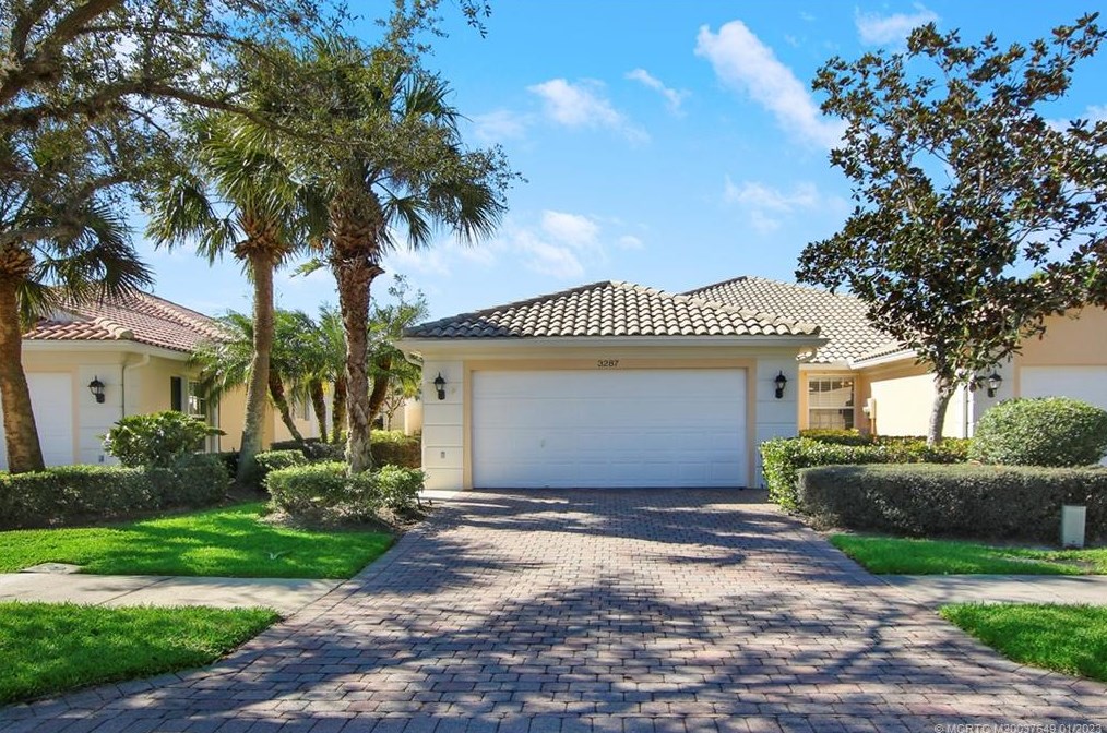 3287 Glacier Ter, Hobe Sound, FL 33455-8912