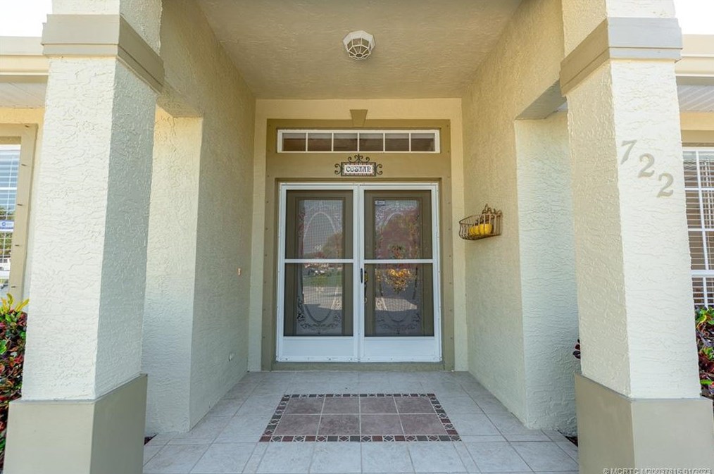 722 Se Voltair Terrace, Fort Pierce, FL 34983