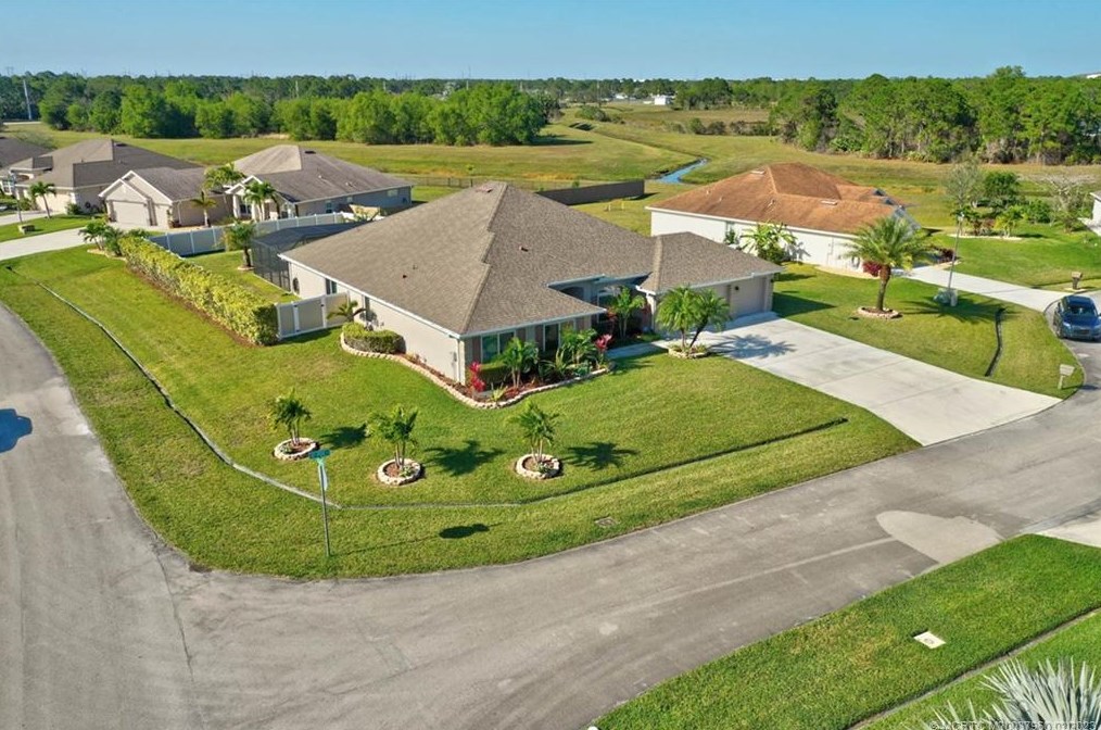 5860 Nw Poe Ct, Port Saint Lucie, FL 34986