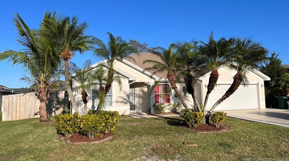 471 Nw Raymond Ln Nw, Port Saint Lucie, FL 34983