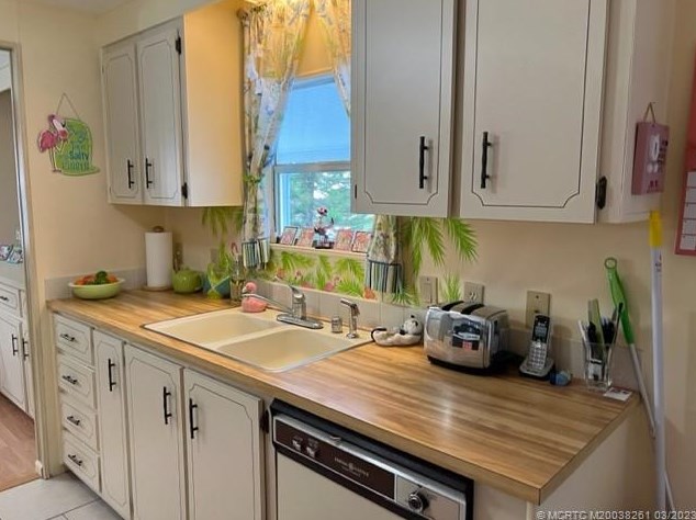 6242 S Joshua Ln, Lake Worth, FL 33462