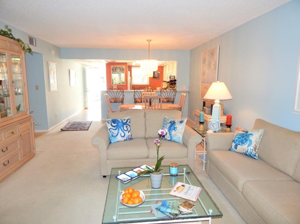 169 S Collier Blvd #102, Marco Island, FL 34145