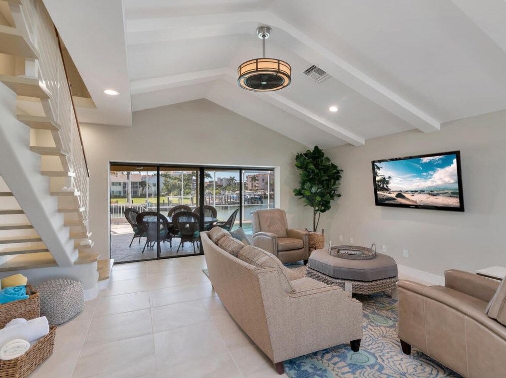 850 Banyan Ct, Marco Island, FL 34145