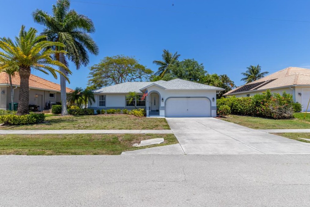 1344 Freeport Ave, Marco Island, FL 34145