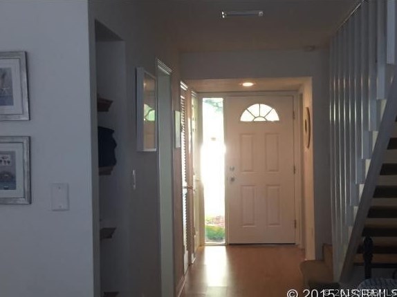 4007 Saxon Dr, New Smyrna, FL 32169
