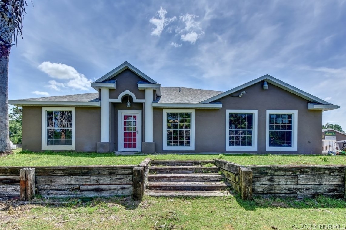 1141 Eugenia Blvd, New Smyrna, FL 32168-9137
