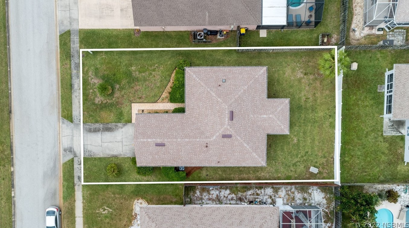 213 Two Oaks Dr, Edgewater FL  32141-3016 exterior