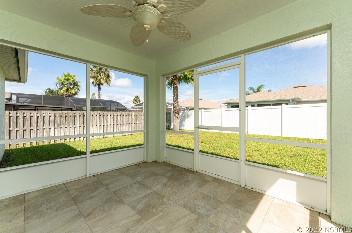 213 Two Oaks Dr, Edgewater FL  32141-3016 exterior