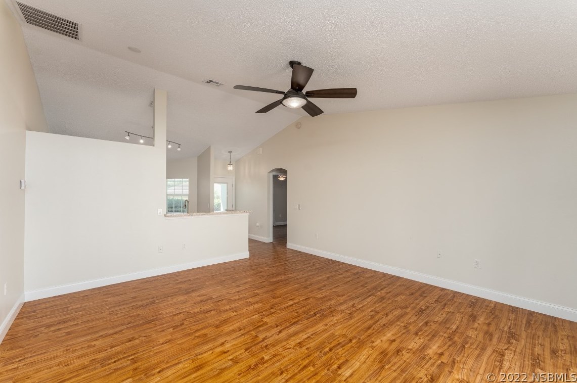 213 Two Oaks Dr, Edgewater FL  32141-3016 exterior