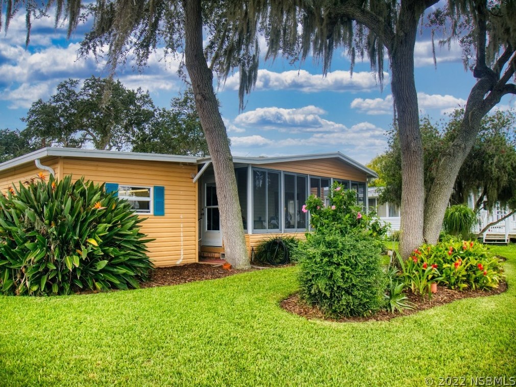 705 Starboard Ave, Edgewater, FL 32141-5949
