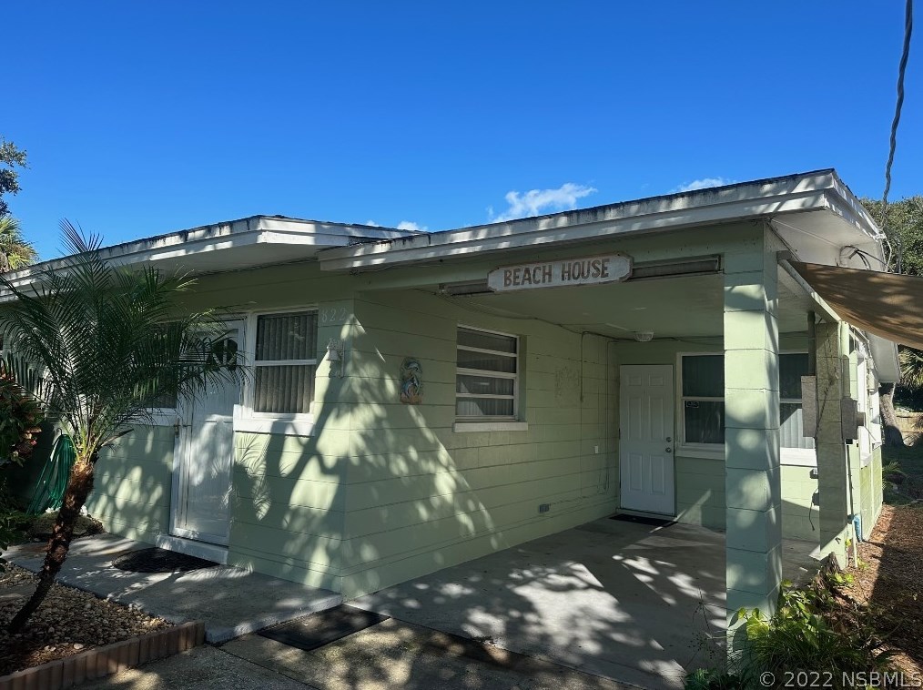 822 E 12th Ave, New Smyrna, FL 32169