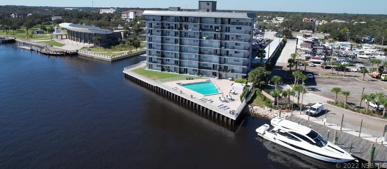 101 N Riverside Dr #204, New Smyrna, FL 32168