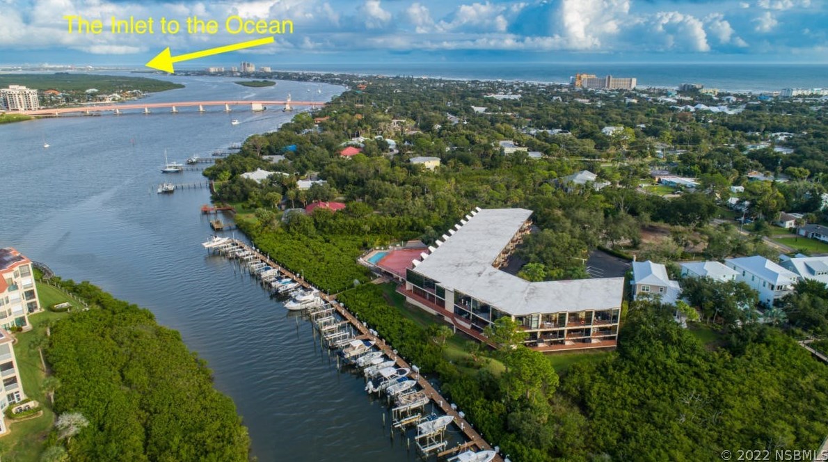520 S Peninsula Ave Apt 2c3, New Smyrna, FL 32169
