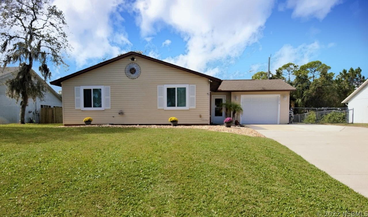 3016 Willow Oak Dr, Edgewater, FL 32141