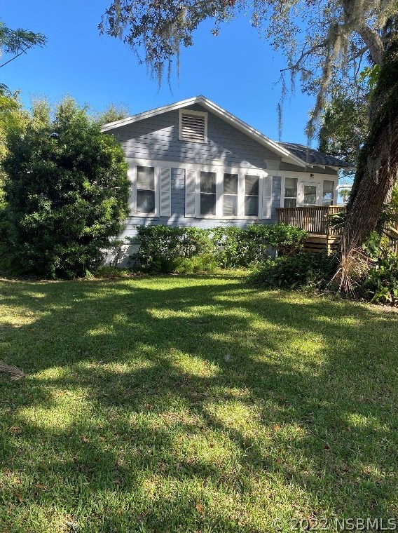 1117 Magnolia St, New Smyrna, FL 32168