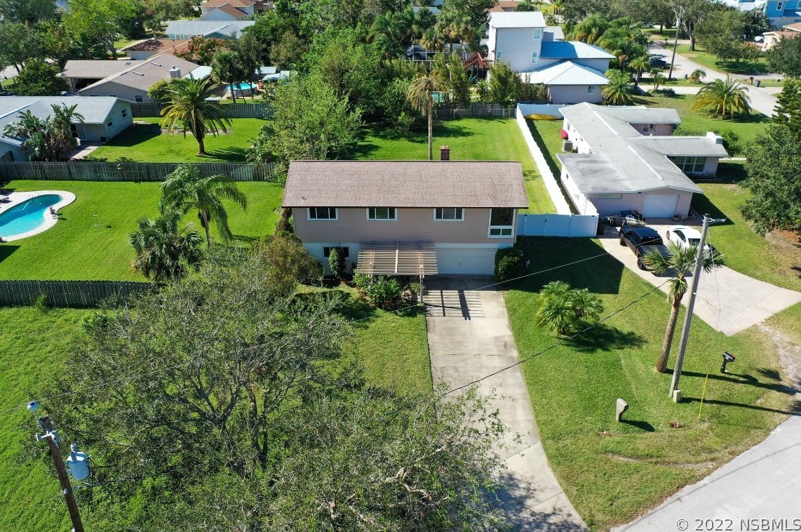 58 Cunningham Dr, New Smyrna, FL 32168