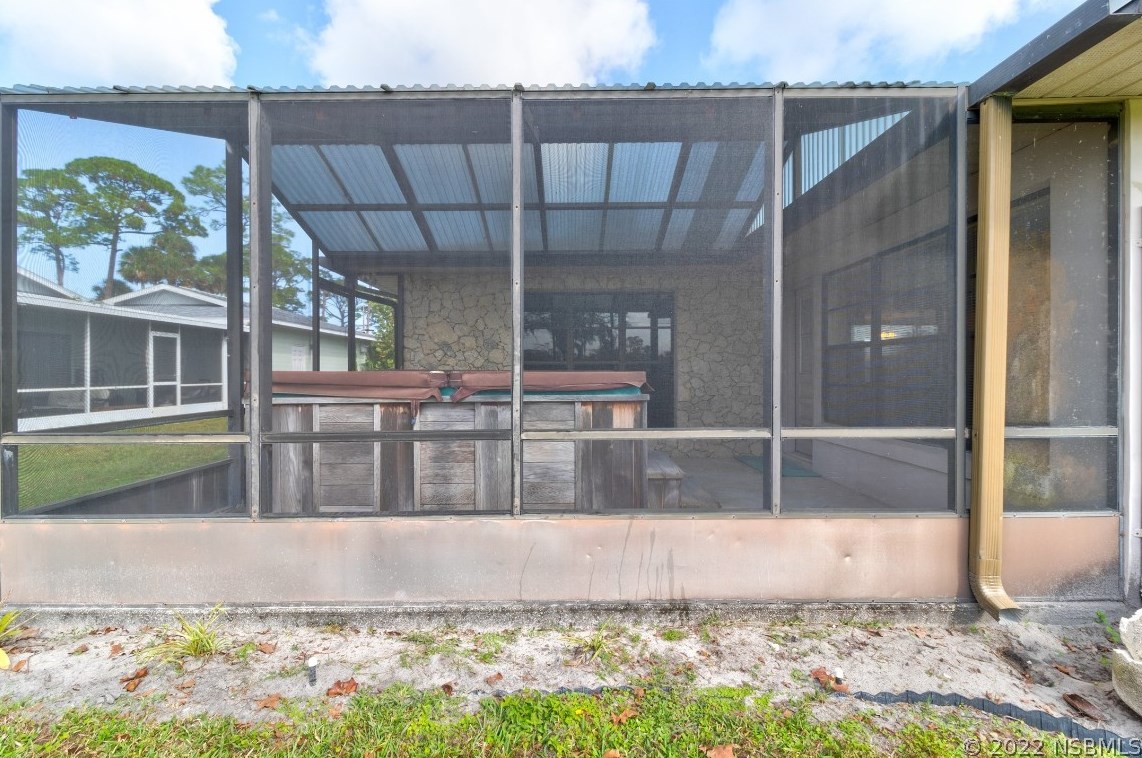 47 Fairway Cir, New Smyrna FL  32168-6342 exterior