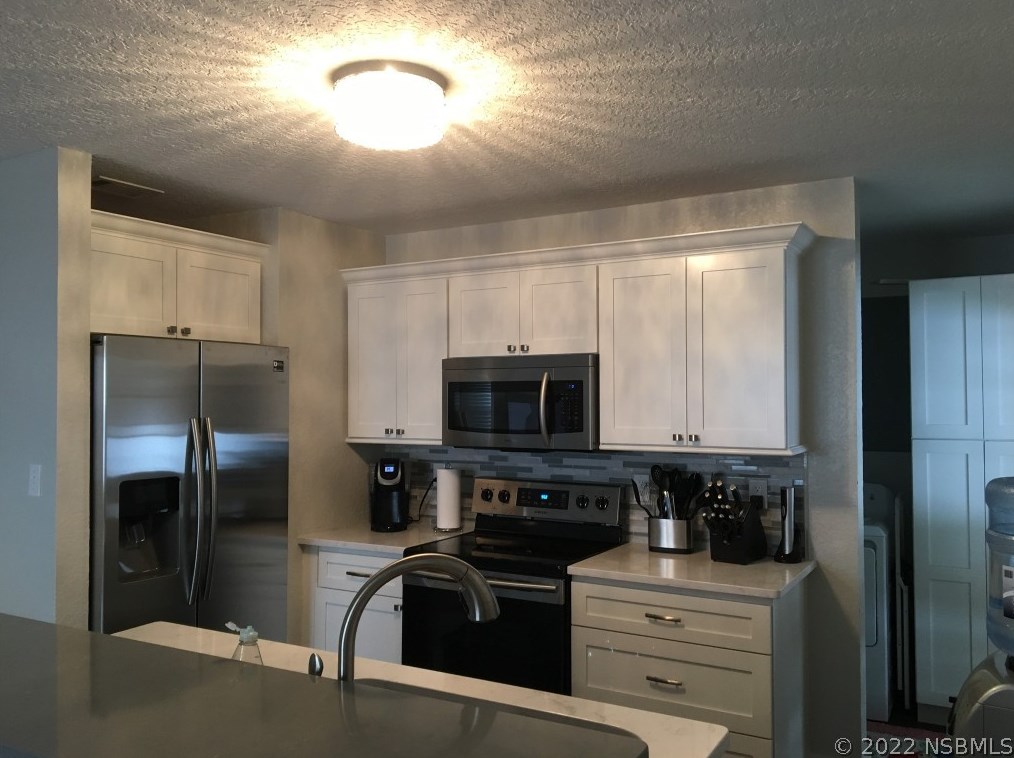 112 Orange Ave, Edgewater FL  32132-2712 exterior