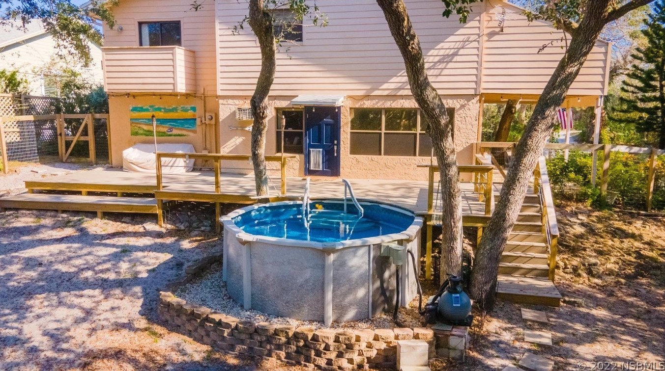 4152 Michigan Ave, New Smyrna, FL 32169-3906