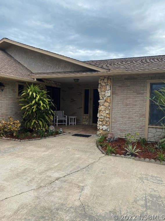 4431 Doris Dr, New Smyrna FL  32169-4101 exterior