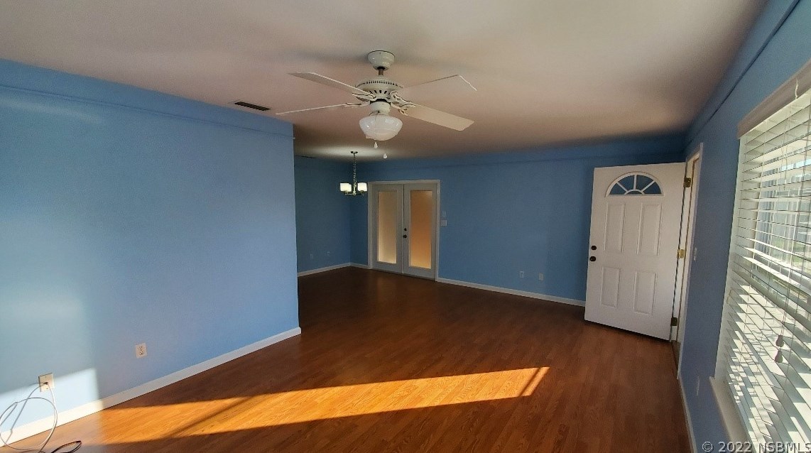 11 Putter Ln, New Smyrna, FL 32168-6142