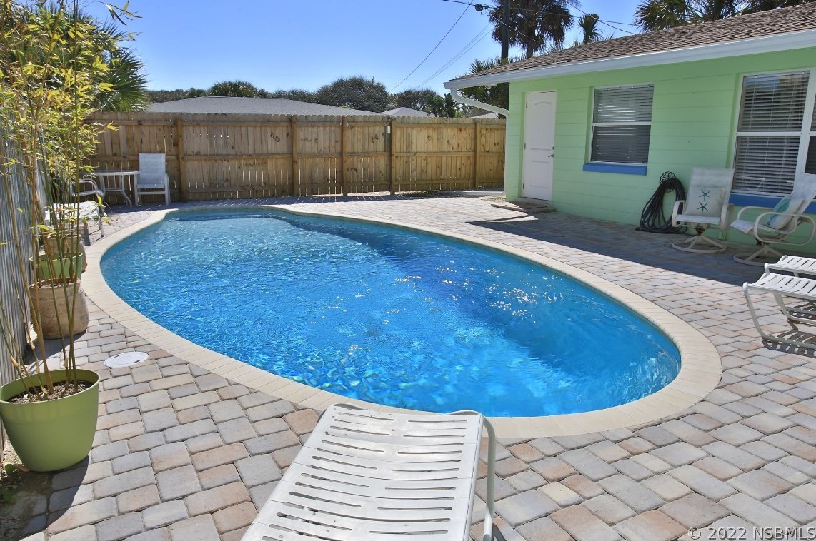 420 Columbus Ave, New Smyrna, FL 32169