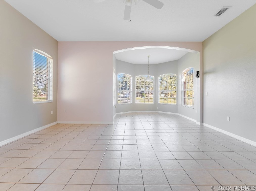 916 Florida Ave, Orange City FL  32763-8308 exterior