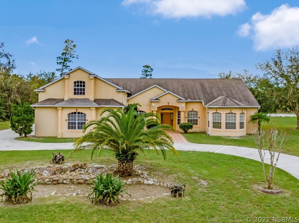 916 Florida Ave, Orange City FL  32763-8308 exterior