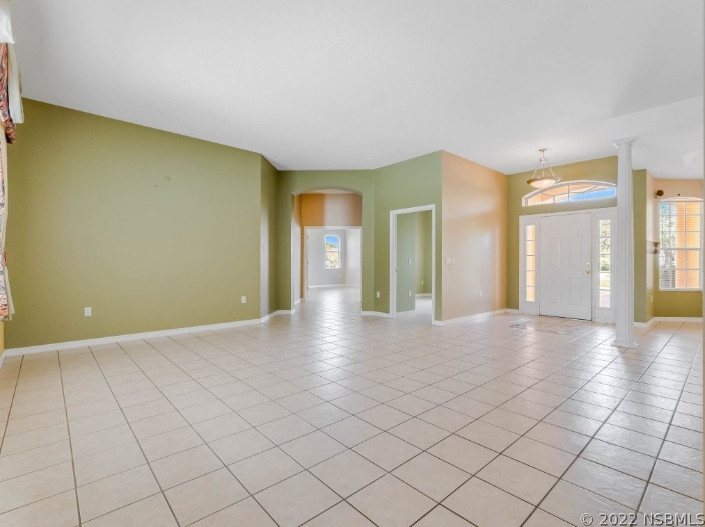 916 Florida Ave, Orange City FL  32763-8308 exterior