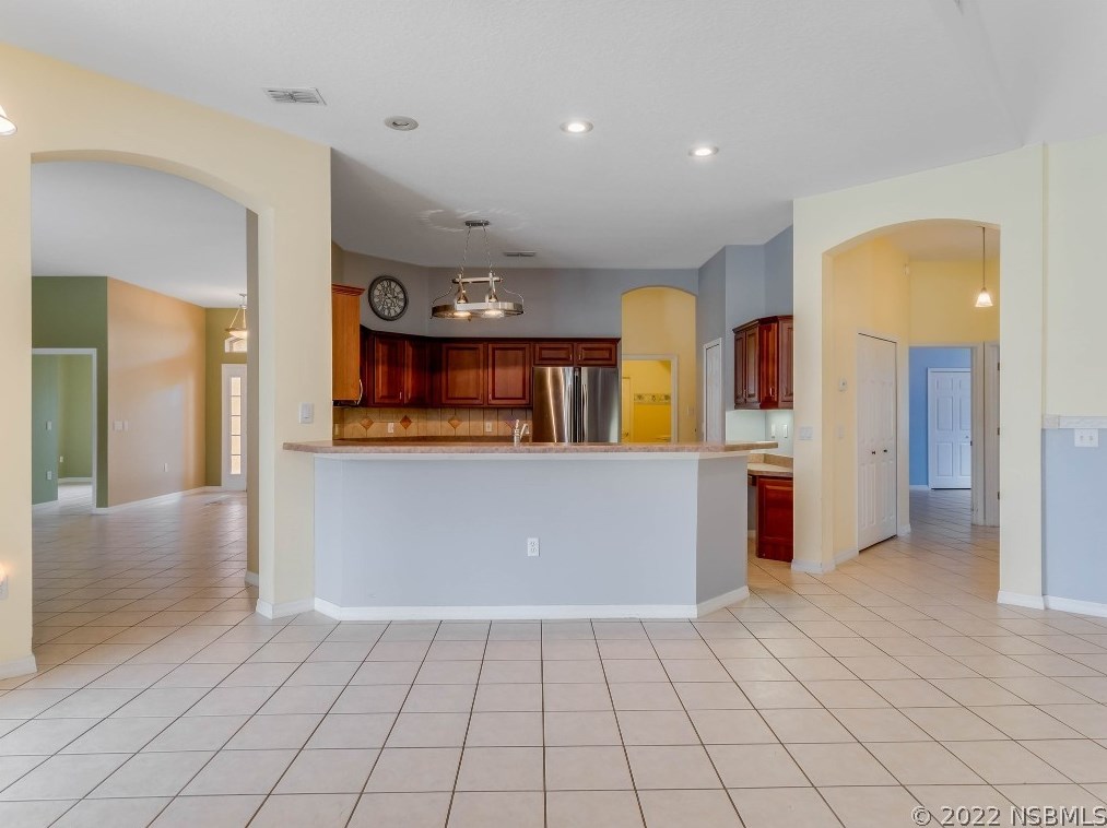 916 Florida Ave, Orange City FL  32763-8308 exterior